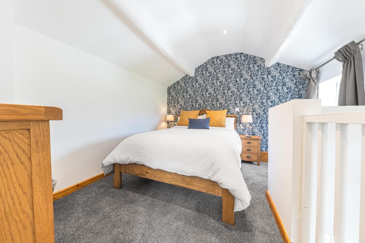 The Black Dog Apartment Dalton in Furness Luaran gambar